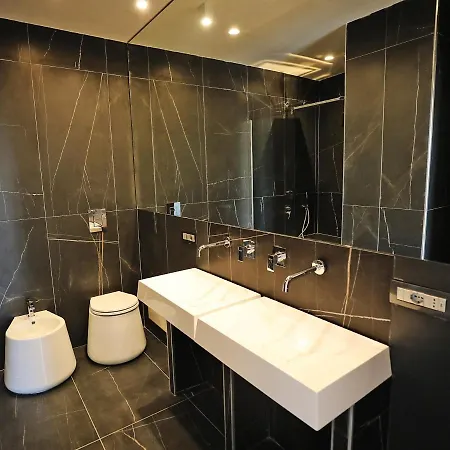 Tiffany & Babylon Luxury Stay Napoli Esterno foto
