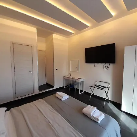Tiffany & Babylon Luxury Stay Napoli Esterno foto