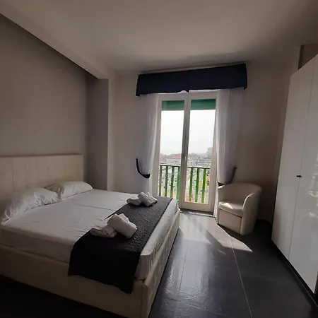 Tiffany & Babylon Luxury Stay Napoli Esterno foto