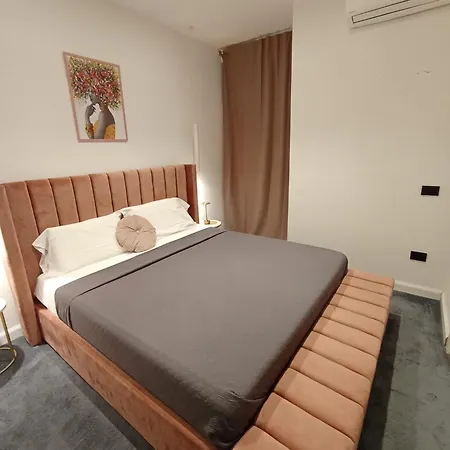 Tiffany & Babylon Luxury Stay Napoli Esterno foto