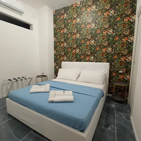 Tiffany & Babylon Luxury Stay Napoli Esterno foto