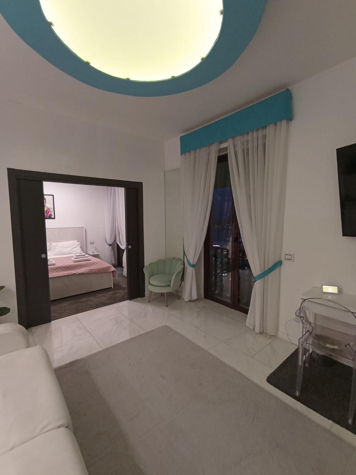 Tiffany & Babylon Luxury Aparthotel Napels