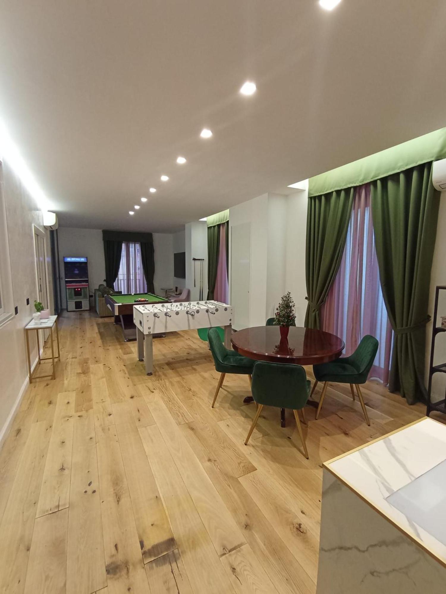 Tiffany & Babylon Luxury Appart hôtel Naples